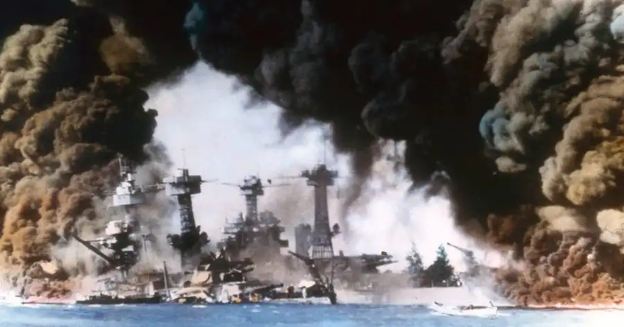 História Real de Midway: Filme da Batalha que Salvou os EUA é 90% VERÍDICO 3 Ataque a Pearl Harbor