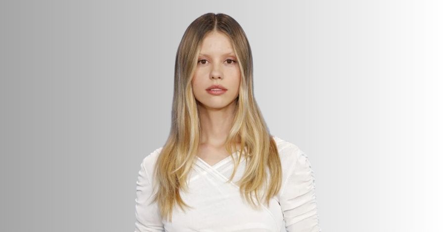 Mia Goth