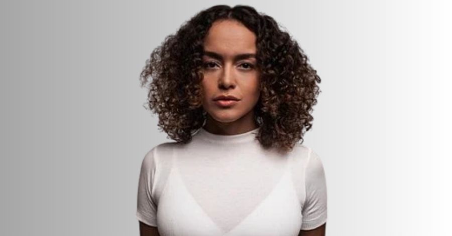 O Filho de Mil Homens: Elenco, Onde Assistir e Tudo Sobre 3 Rebeca Jamir