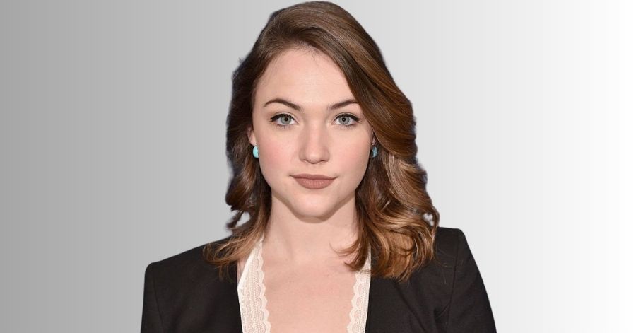 Violett Beane