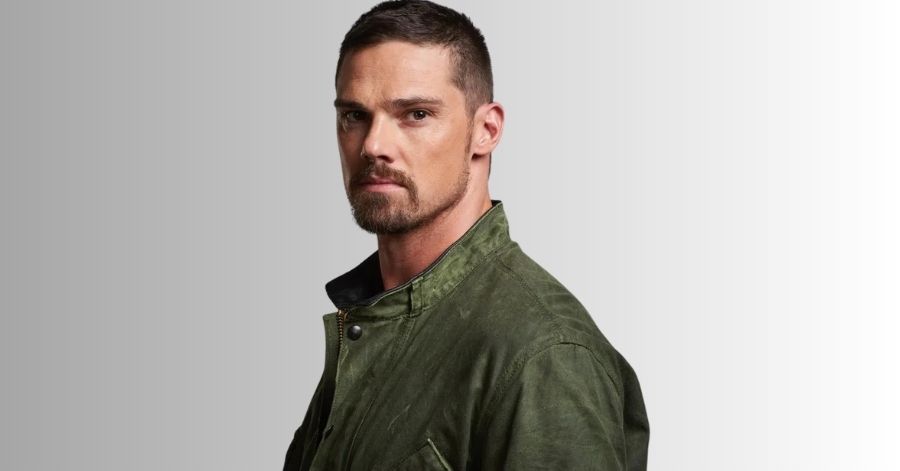 Jay Ryan