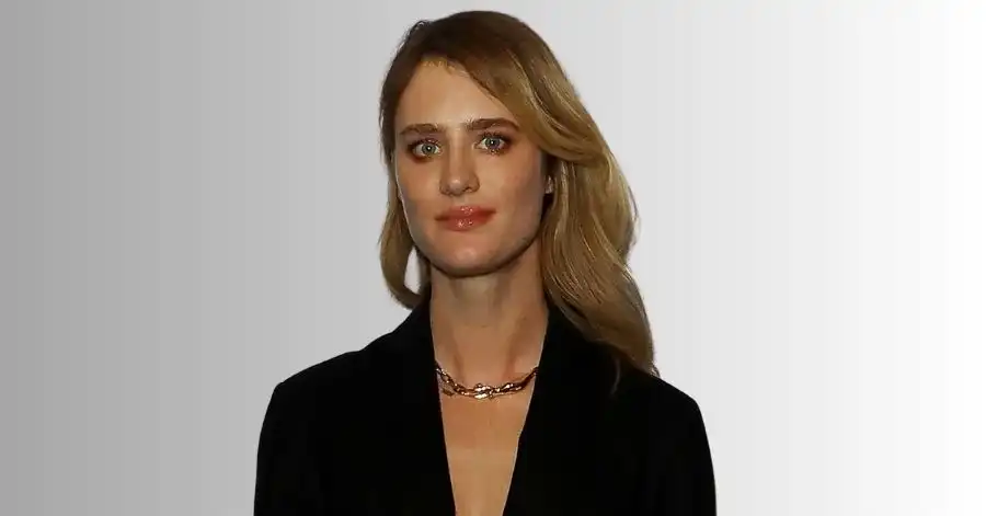 Alguém Avisa? (2020): Elenco, Onde Assistir e Tudo Sobre 4 Mackenzie Davis