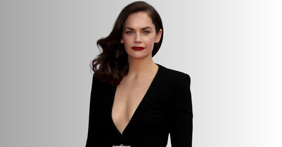 Mistério em Cemetery Road (2025): Elenco, Onde Assistir e Tudo Sobre 3 Ruth Wilson