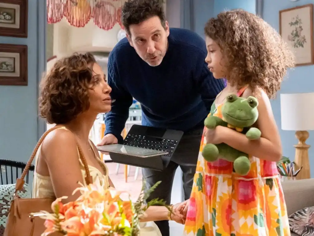 Dona de Mim: Resumo QUINZENAL de 15/12 a 27/12 – Ellen (Mãe de Sofia) volta QUERENDO TUDO 3 Resumo Geral de Dona de Mim