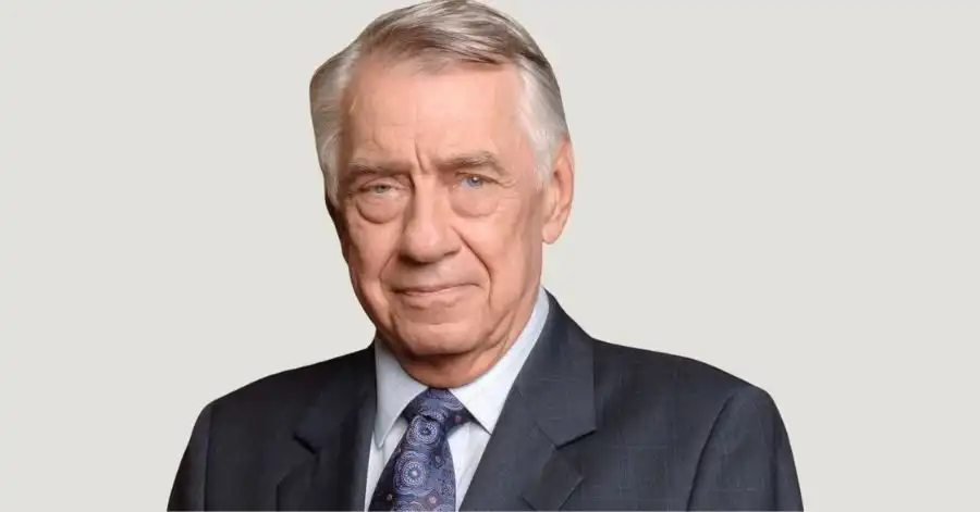 Todo Poderoso (2003): Elenco, Onde Assistir e Tudo Sobre 6 Philip Baker Hall