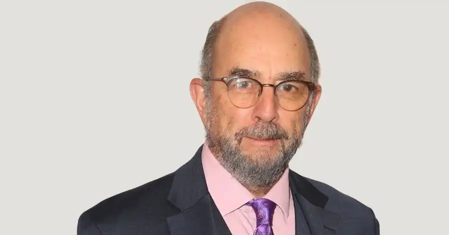 Richard Schiff
