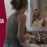 a empregada critica
