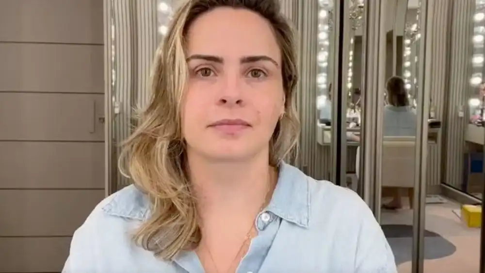 BBB 26: Ana Paula Renault é Lula ou Bolsonaro? Entenda a política da veterana 3 Ana Paula Renault