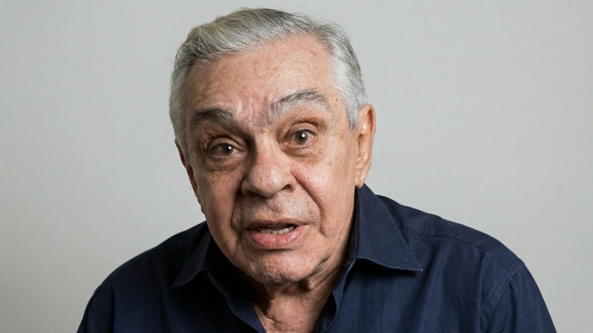 Atores de Terra Nostra que já morreram: Confira a lista atualizada 2026 (elenco e participações) 11 Chico Anysio