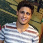 roni-de-avenida-brasil-e-gay